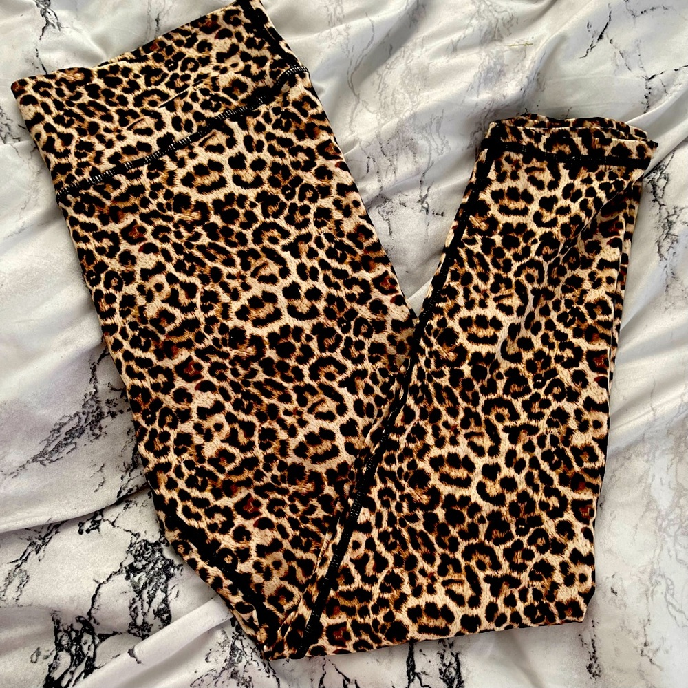 Zyia Leopard Print Scrunch Leggings Size 14-16